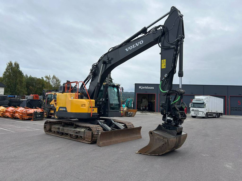 Volvo ECR 235 EL - Ekskavator perayap: gambar 4 Volvo ECR 235 EL - Ekskavator perayap: gambar 4