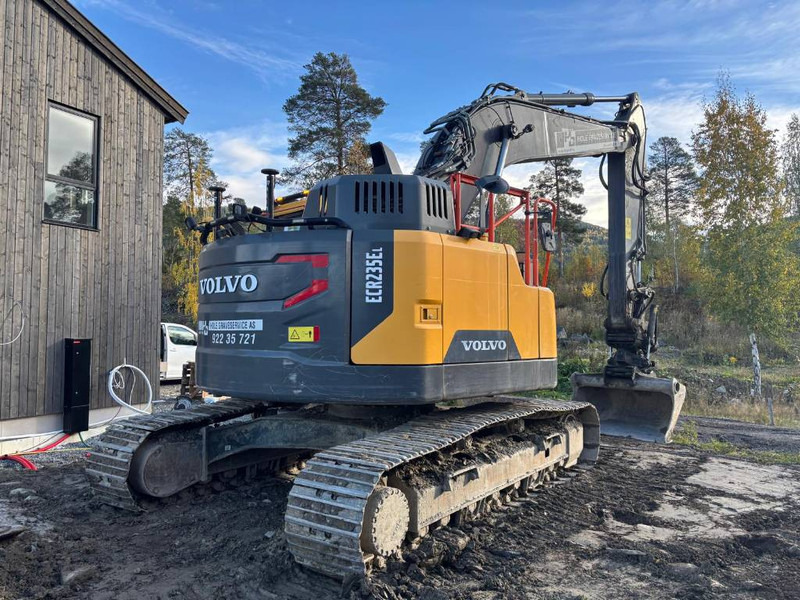Volvo ECR 235 EL - Ekskavator perayap: gambar 3 Volvo ECR 235 EL - Ekskavator perayap: gambar 3