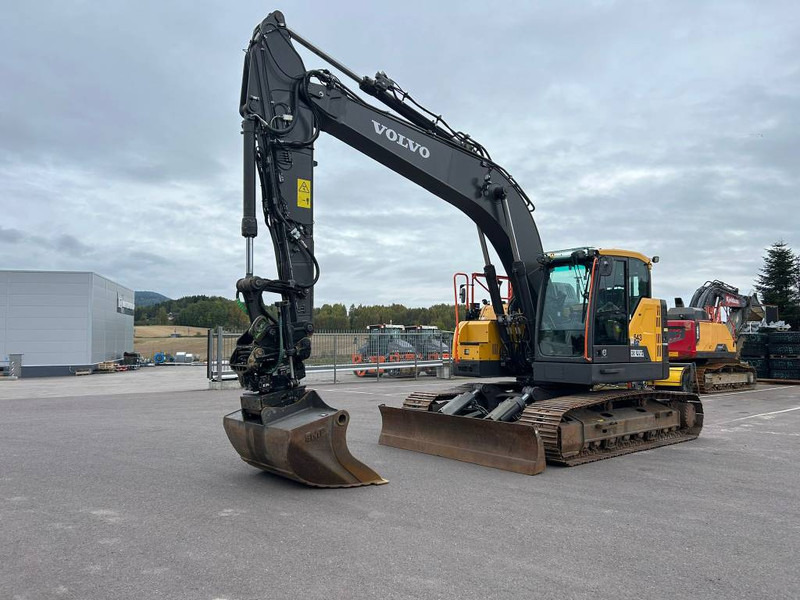 Volvo ECR 235 EL - Ekskavator perayap: gambar 1 Volvo ECR 235 EL - Ekskavator perayap: gambar 1
