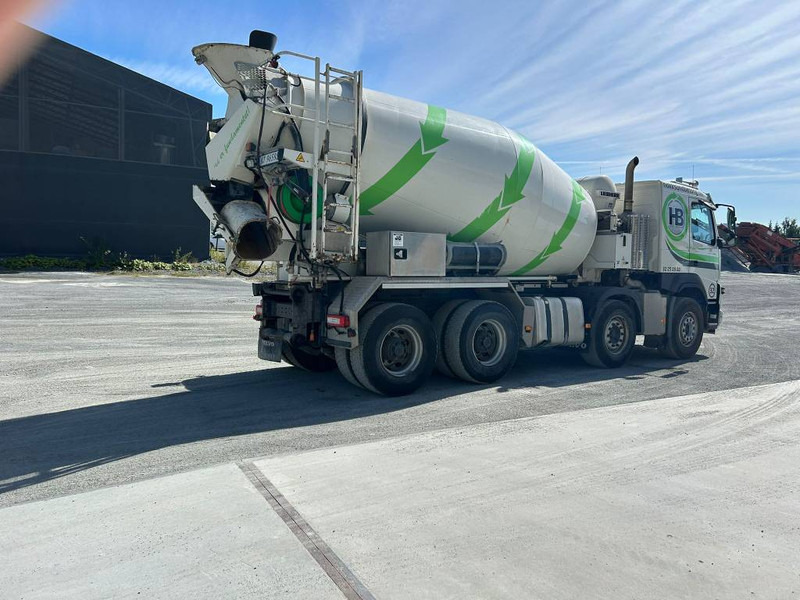 Volvo FH 540 - Truk pengaduk beton: gambar 2 Volvo FH 540 - Truk pengaduk beton: gambar 2