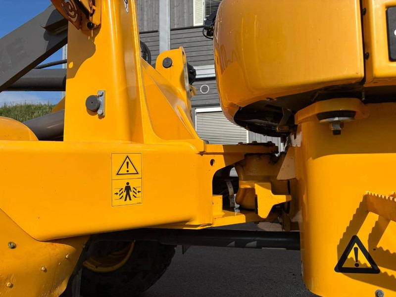 Wheel loader Volvo L 30 GS: gambar 13