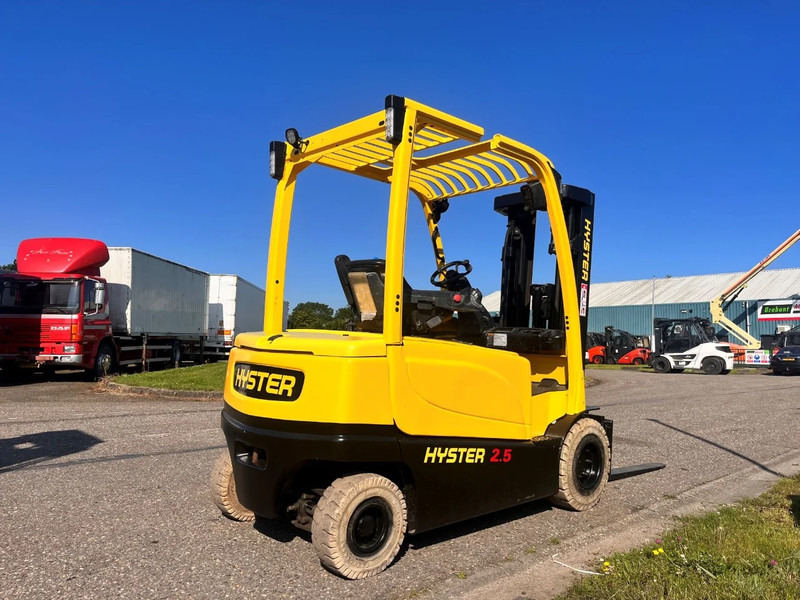 Hyster J2.5XN - Forklift listrik: gambar 5 Hyster J2.5XN - Forklift listrik: gambar 5