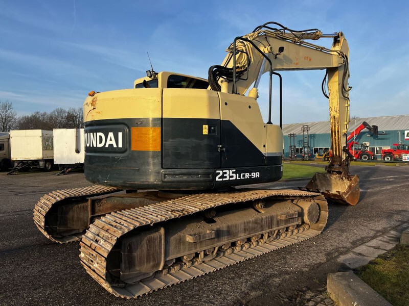 Ekskavator perayap Hyundai Robex 235LCR-9A: gambar 6 Ekskavator perayap Hyundai Robex 235LCR-9A: gambar 6