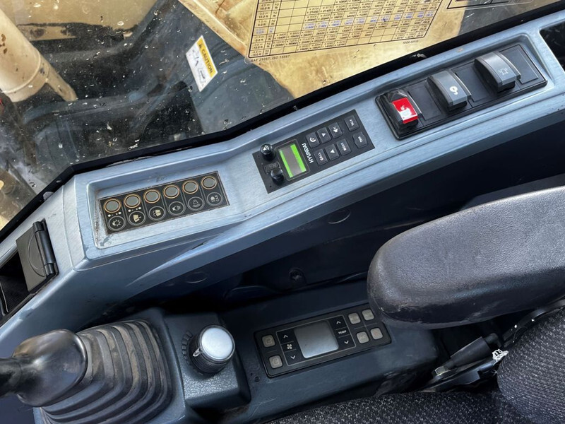 Ekskavator perayap Hyundai Robex 235LCR-9A: gambar 15 Ekskavator perayap Hyundai Robex 235LCR-9A: gambar 15