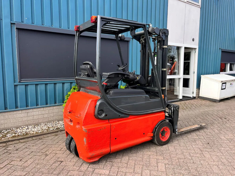 Linde E16-02 - Forklift listrik: gambar 5 Linde E16-02 - Forklift listrik: gambar 5