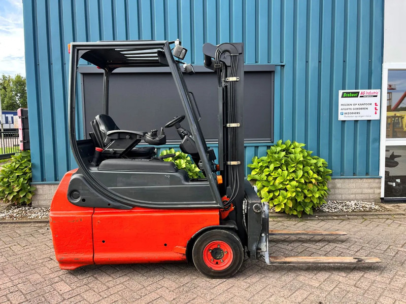 Linde E16-02 - Forklift listrik: gambar 1 Linde E16-02 - Forklift listrik: gambar 1