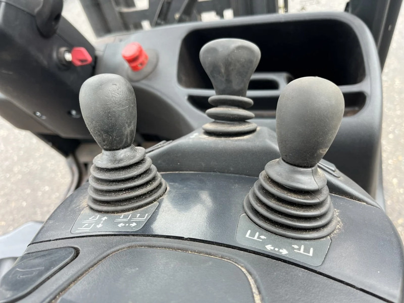 Forklift listrik Linde E16H-02: gambar 12