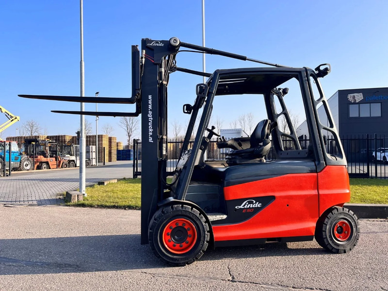 Linde E50HL-01 - Forklift listrik: gambar 2 Linde E50HL-01 - Forklift listrik: gambar 2
