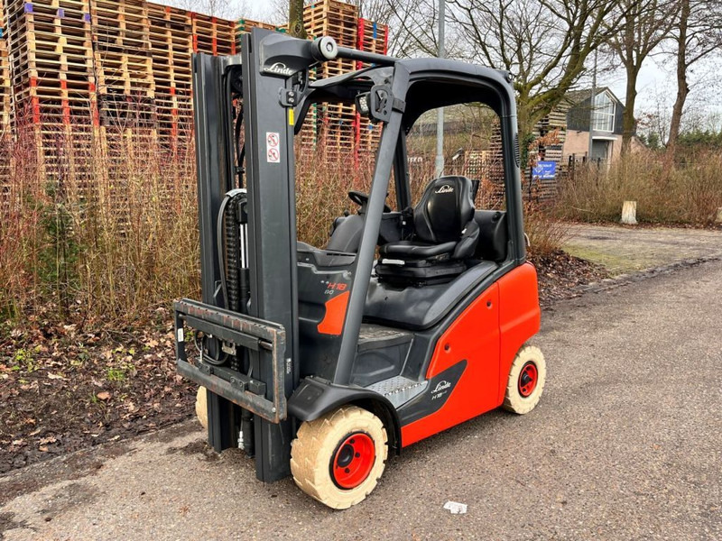 Linde H18T-01 - Forklift LPG: gambar 4 Linde H18T-01 - Forklift LPG: gambar 4