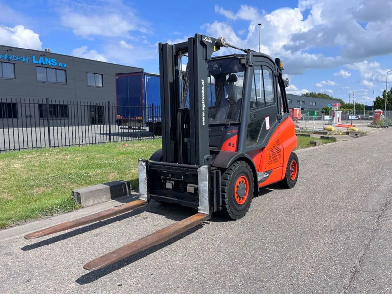 Linde H50T-02 - Forklift LPG: gambar 4 Linde H50T-02 - Forklift LPG: gambar 4
