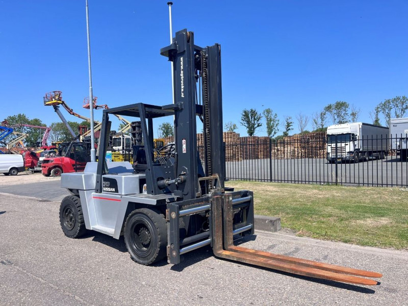 Nissan VF05H70U - Forklift diesel: gambar 4 Nissan VF05H70U - Forklift diesel: gambar 4