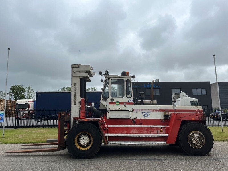 Svetruck 25 120 45 - Forklift diesel: gambar 2 Svetruck 25 120 45 - Forklift diesel: gambar 2