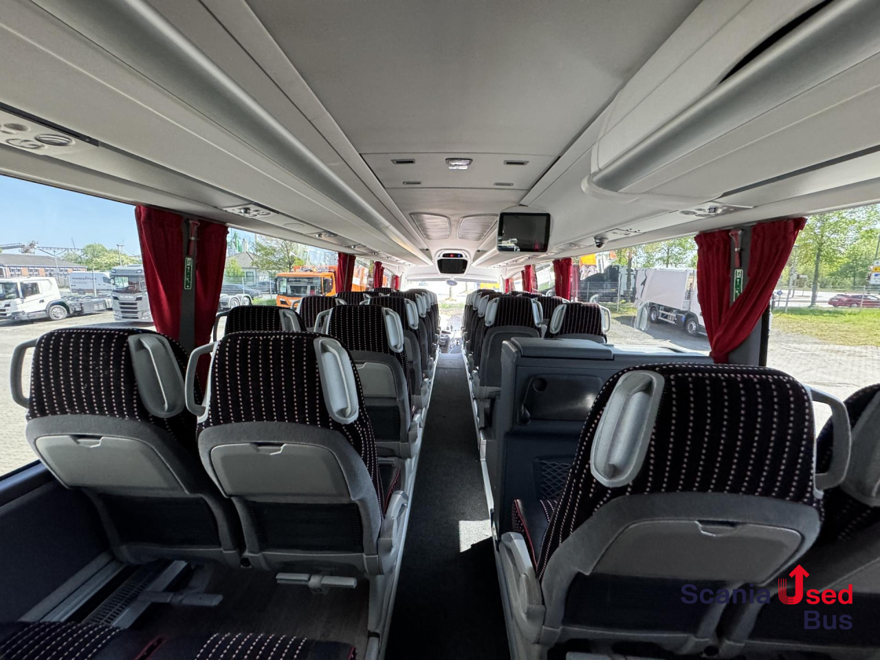 SCANIA Irizar I6S HDH 13.2m - 55+1+1 - Bus pariwisata: gambar 3 SCANIA Irizar I6S HDH 13.2m - 55+1+1 - Bus pariwisata: gambar 3
