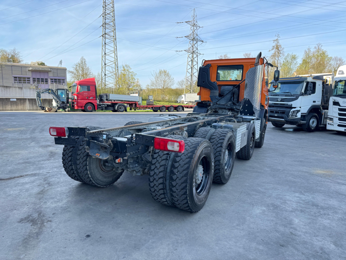 DAF CF440 8x4 Fahrgestell - Truk sasis: gambar 5 DAF CF440 8x4 Fahrgestell - Truk sasis: gambar 5