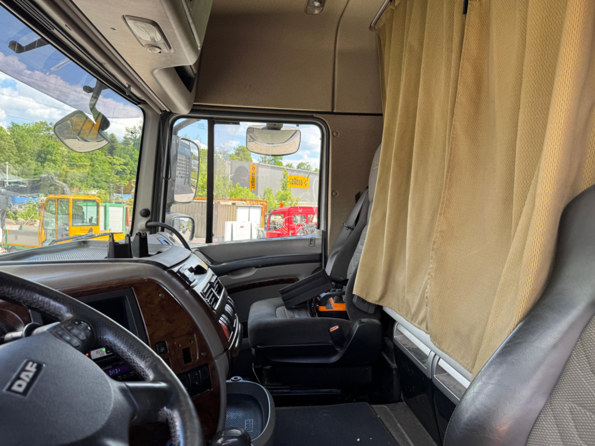 Leasing DAF XF510 Effer 255-5 6x2 SZM/Pritsche DAF XF510 Effer 255-5 6x2 SZM/Pritsche: gambar 14 Leasing DAF XF510 Effer 255-5 6x2 SZM/Pritsche DAF XF510 Effer 255-5 6x2 SZM/Pritsche: gambar 14