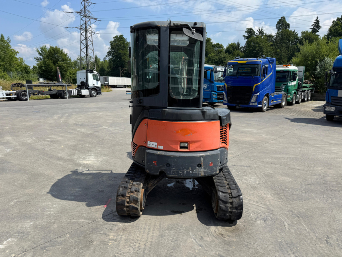 HITACHI Zaxis 30U-2 CSR - Ekskavator perayap: gambar 4 HITACHI Zaxis 30U-2 CSR - Ekskavator perayap: gambar 4
