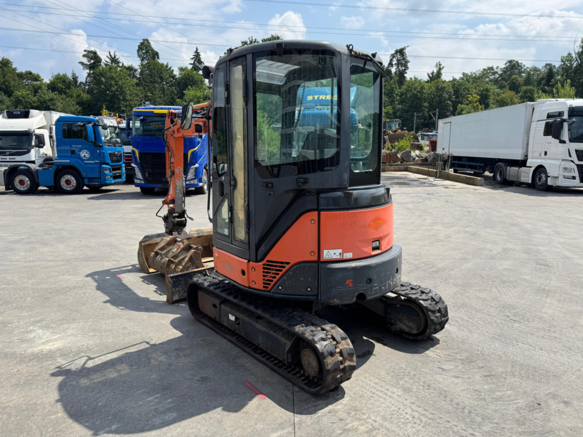HITACHI Zaxis 30U-2 CSR - Ekskavator perayap: gambar 5 HITACHI Zaxis 30U-2 CSR - Ekskavator perayap: gambar 5