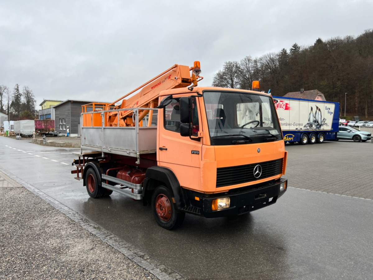 MERCEDES 709 WUMAG GELENKSTEIGER 14M - Kendaraan Kota/ Khusus: gambar 2 MERCEDES 709 WUMAG GELENKSTEIGER 14M - Kendaraan Kota/ Khusus: gambar 2