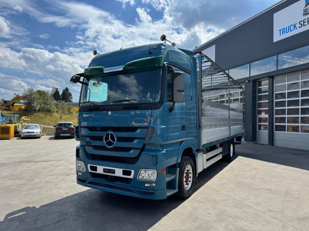 MERCEDES Actros 1841 4x2 - Truk dengan terpal samping: gambar 1 MERCEDES Actros 1841 4x2 - Truk dengan terpal samping: gambar 1