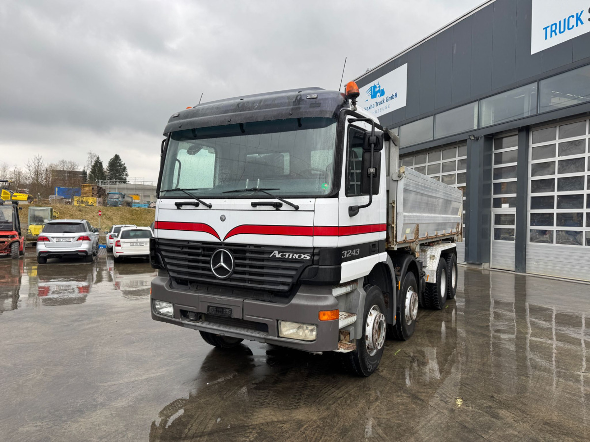 MERCEDES Actros 3243 Moser Bordmatic - Truk jungkit: gambar 2 MERCEDES Actros 3243 Moser Bordmatic - Truk jungkit: gambar 2