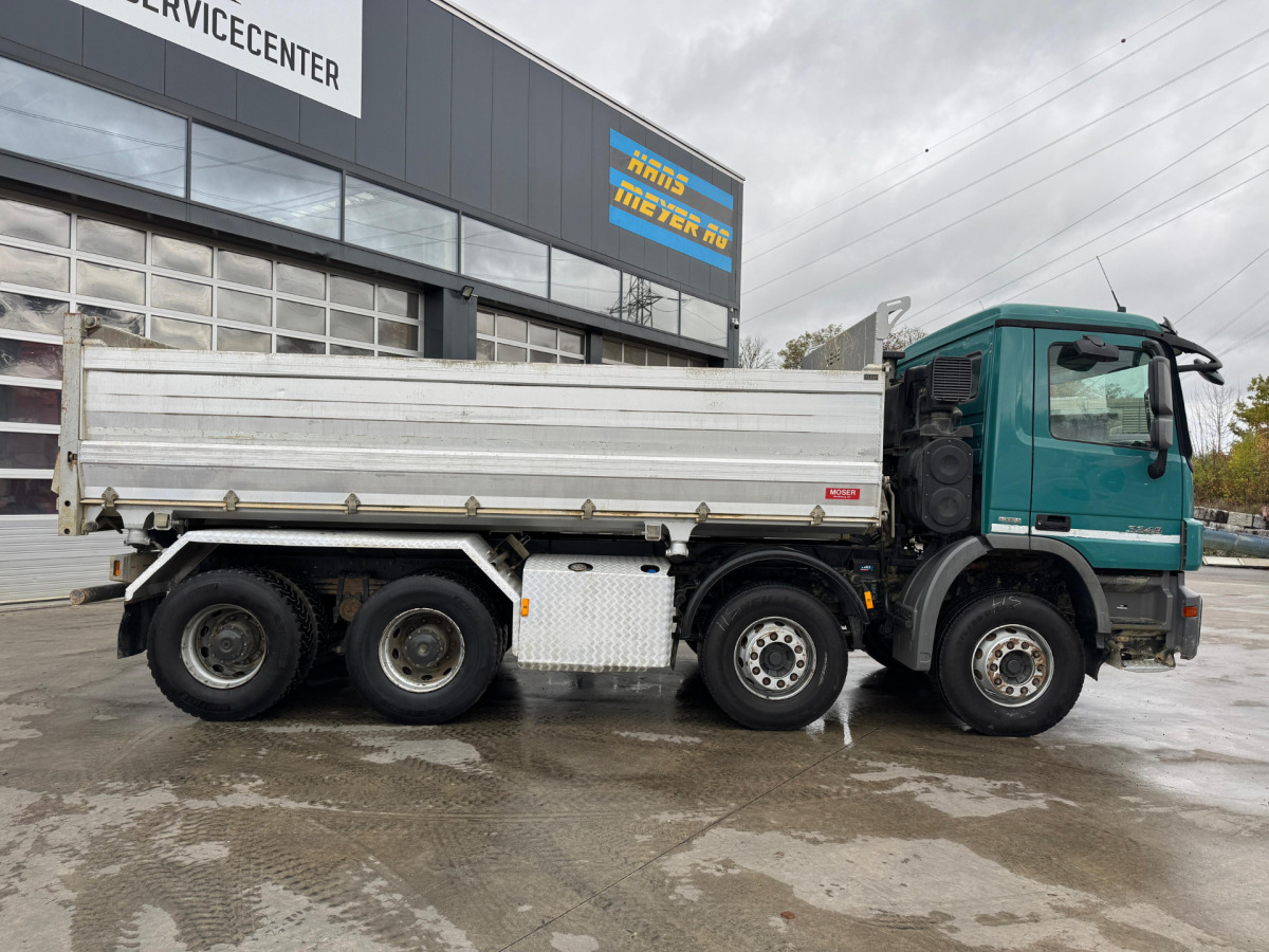 MERCEDES Actros 3248 8x4 3S Moser Bordmatik - Truk jungkit: gambar 5 MERCEDES Actros 3248 8x4 3S Moser Bordmatik - Truk jungkit: gambar 5