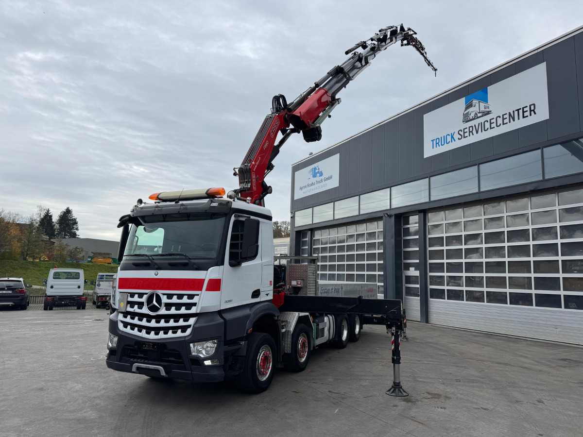 MERCEDES Arocs 3251 8x4 Fassi 660 6-6 - Truk derek: gambar 1 MERCEDES Arocs 3251 8x4 Fassi 660 6-6 - Truk derek: gambar 1