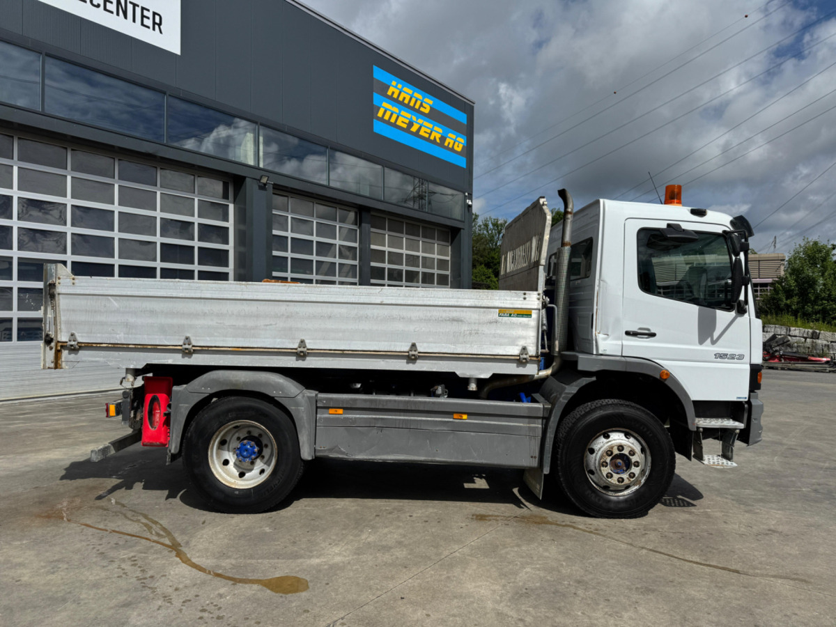 MERCEDES Atego 1523 4x4 3S Kipper - Truk jungkit: gambar 5 MERCEDES Atego 1523 4x4 3S Kipper - Truk jungkit: gambar 5
