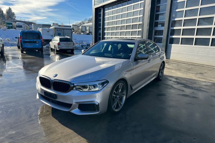 Marke | BMW M550D xDrive - Mobil: gambar 1 Marke | BMW M550D xDrive - Mobil: gambar 1