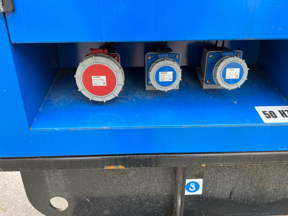Marke Field Energy 140KVA/110KVA - Genset: gambar 2 Marke Field Energy 140KVA/110KVA - Genset: gambar 2