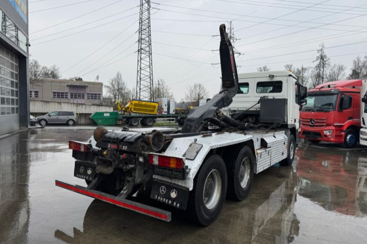 Mercedes-Benz Actros 2644 6x4 Hiab - Hook lift: gambar 5 Mercedes-Benz Actros 2644 6x4 Hiab - Hook lift: gambar 5