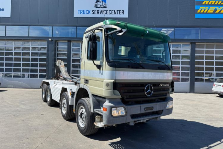 Mercedes-Benz Actros 3244 8x4 Hiab 26T AHK - Hook lift: gambar 2 Mercedes-Benz Actros 3244 8x4 Hiab 26T AHK - Hook lift: gambar 2
