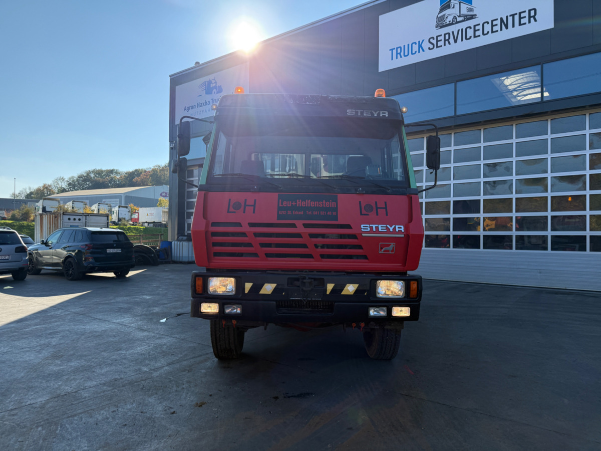 STEYR 19S360 4x4 HMF2230-7 - Truk derek: gambar 4 STEYR 19S360 4x4 HMF2230-7 - Truk derek: gambar 4