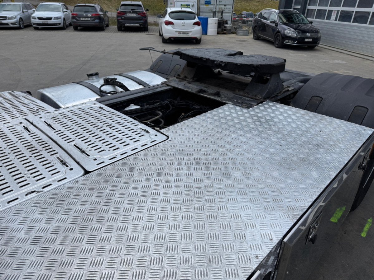 Tractor head DAF XF460 4x2: gambar 9