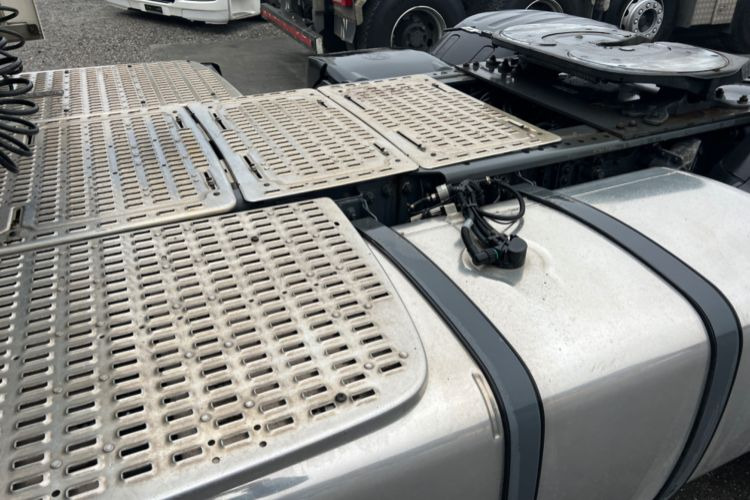 Tractor head DAF XF460 SUPERSPACE: gambar 9