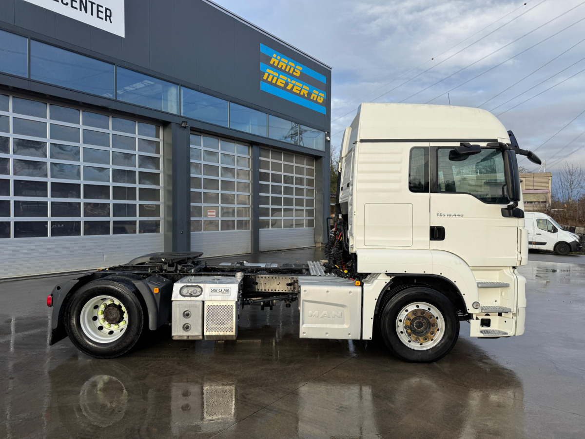 MAN TGS 18.440 4x2 GHH Kompressor - Tractor head: gambar 4 MAN TGS 18.440 4x2 GHH Kompressor - Tractor head: gambar 4