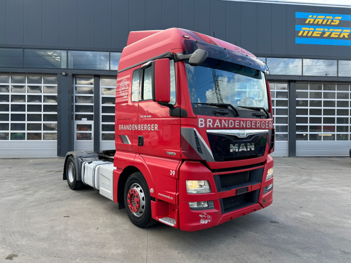 MAN TGX 18.440 4x2 XL C0703 - Tractor head: gambar 3 MAN TGX 18.440 4x2 XL C0703 - Tractor head: gambar 3
