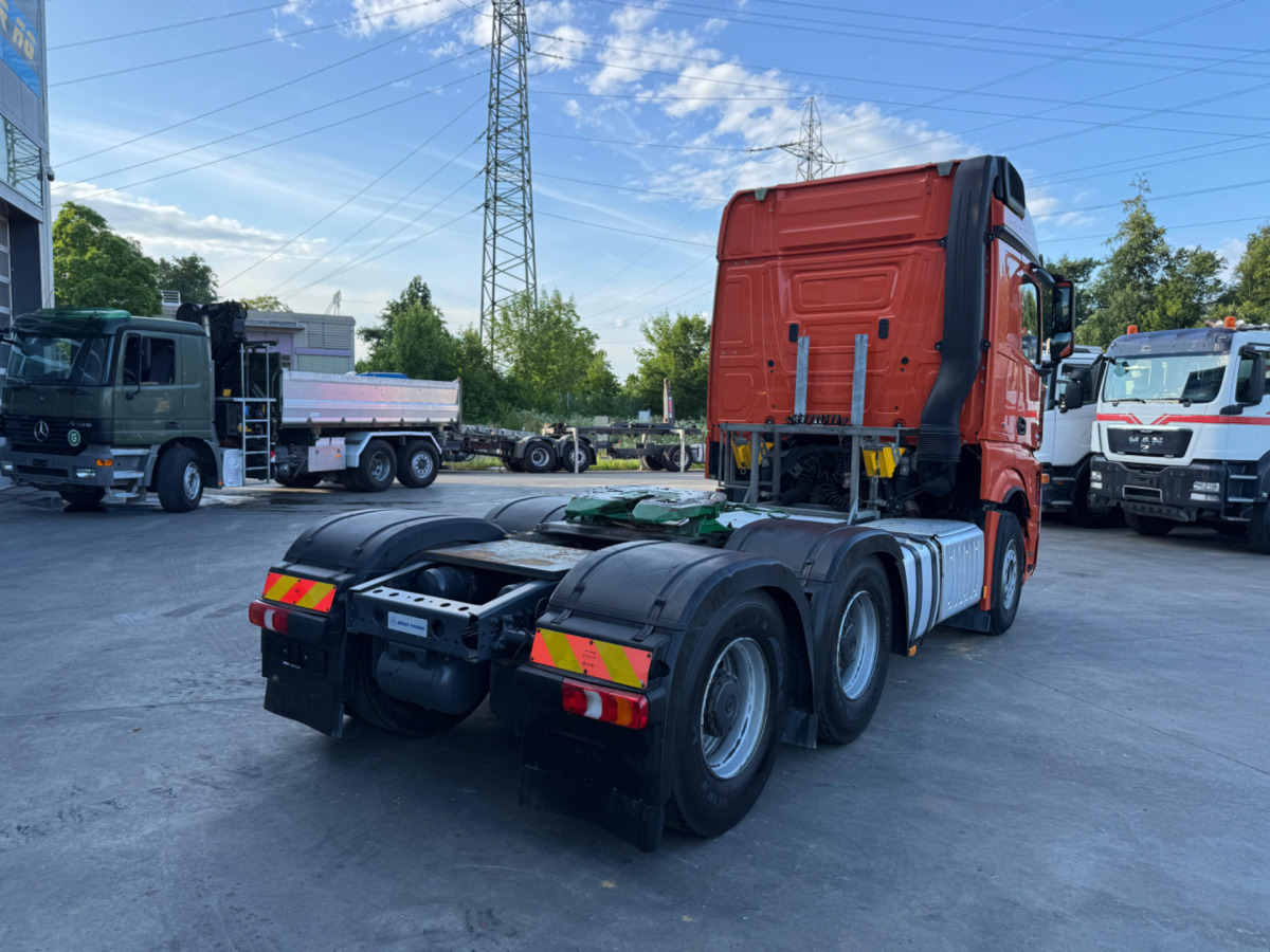 MERCEDES Actros 3358 6x4 120T - Tractor head: gambar 5 MERCEDES Actros 3358 6x4 120T - Tractor head: gambar 5