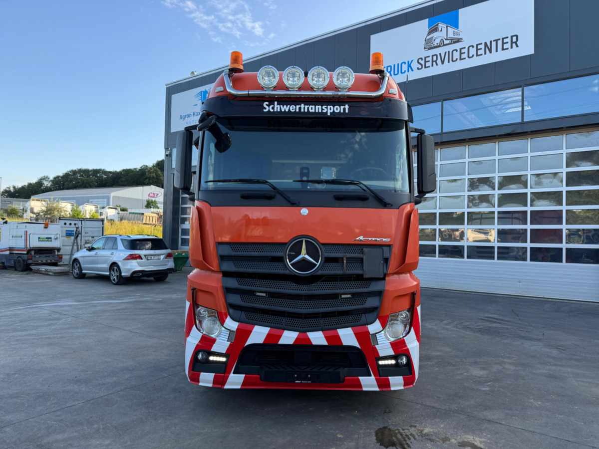 MERCEDES Actros 3358 6x4 120T - Tractor head: gambar 2 MERCEDES Actros 3358 6x4 120T - Tractor head: gambar 2