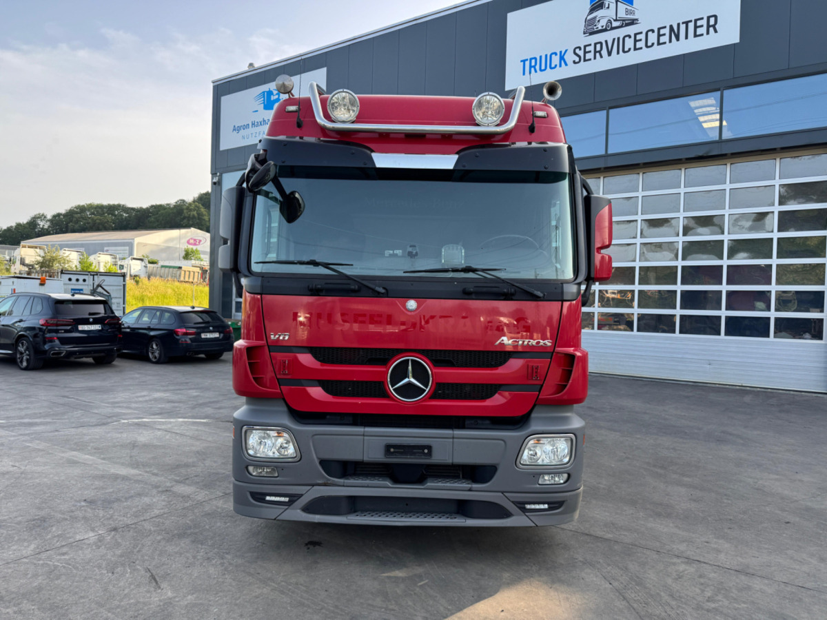 MERCEDES Actros 3360 V8 6x4 - Tractor head: gambar 2 MERCEDES Actros 3360 V8 6x4 - Tractor head: gambar 2