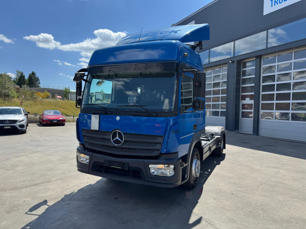 MERCEDES Atego 1330 4x2 - Tractor head: gambar 1 MERCEDES Atego 1330 4x2 - Tractor head: gambar 1