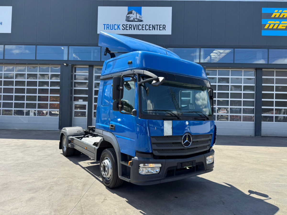 MERCEDES Atego 1330 4x2 - Tractor head: gambar 3 MERCEDES Atego 1330 4x2 - Tractor head: gambar 3