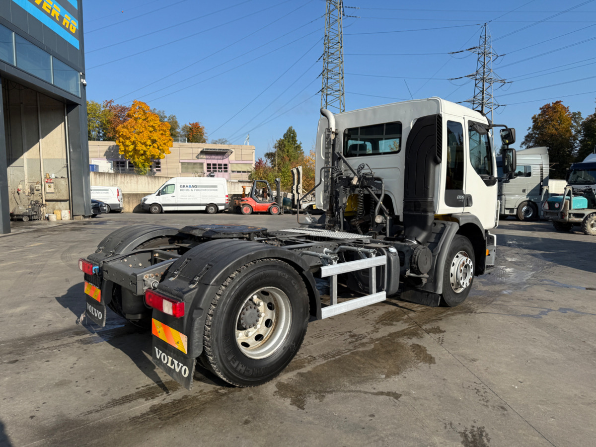 VOLVO FE-280 4x2 - Tractor head: gambar 5 VOLVO FE-280 4x2 - Tractor head: gambar 5