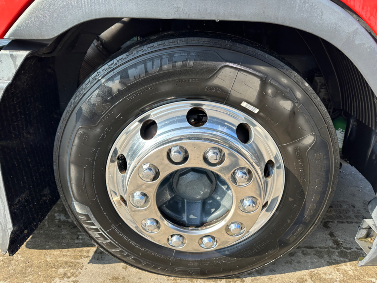 VOLVO FH-420 4x2 Lowdeck - Tractor head: gambar 4 VOLVO FH-420 4x2 Lowdeck - Tractor head: gambar 4