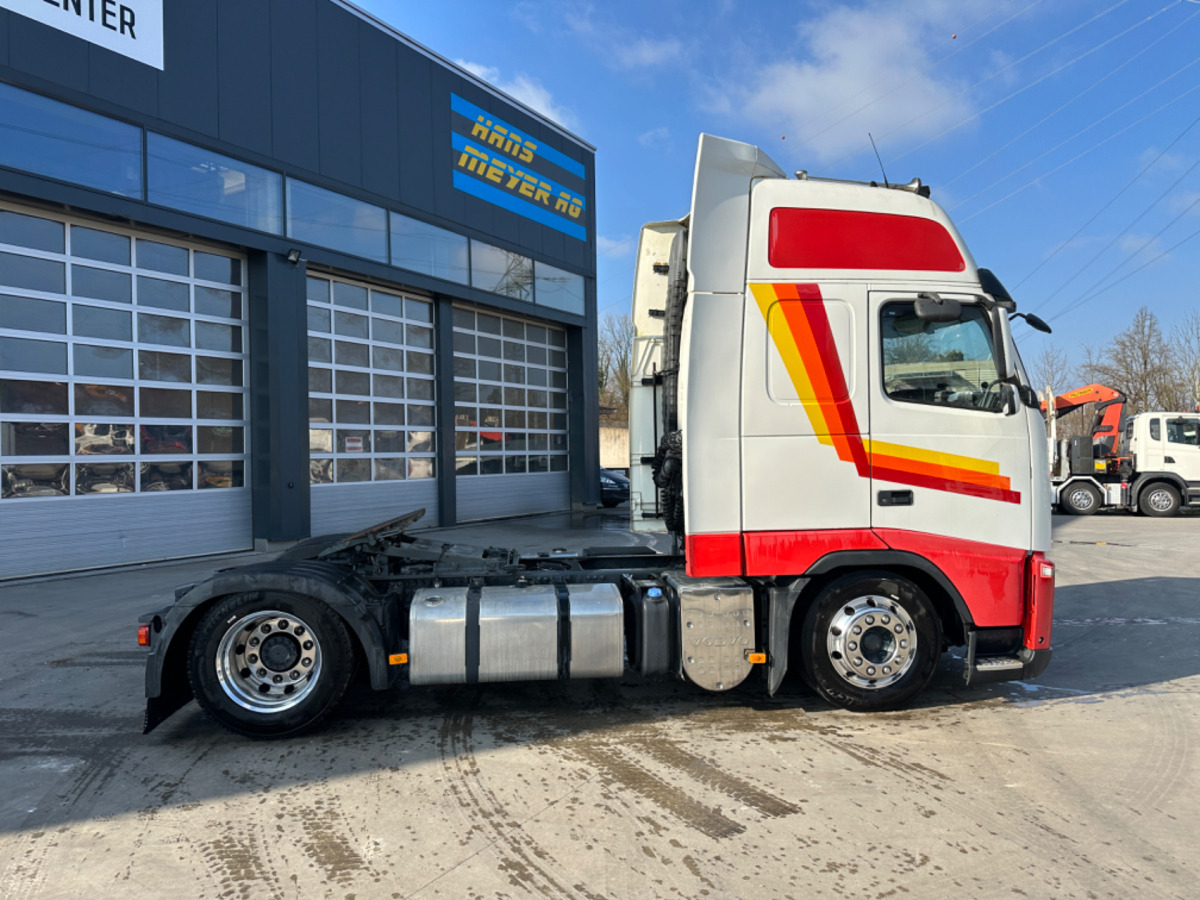 VOLVO FH-420 4x2 Lowdeck - Tractor head: gambar 5 VOLVO FH-420 4x2 Lowdeck - Tractor head: gambar 5