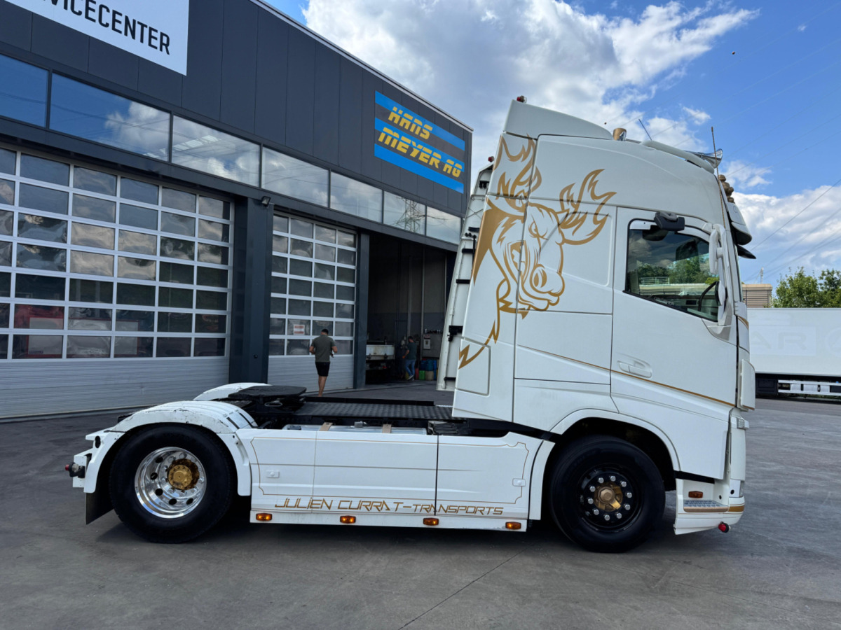 VOLVO FH-460 4x2 - Tractor head: gambar 4 VOLVO FH-460 4x2 - Tractor head: gambar 4