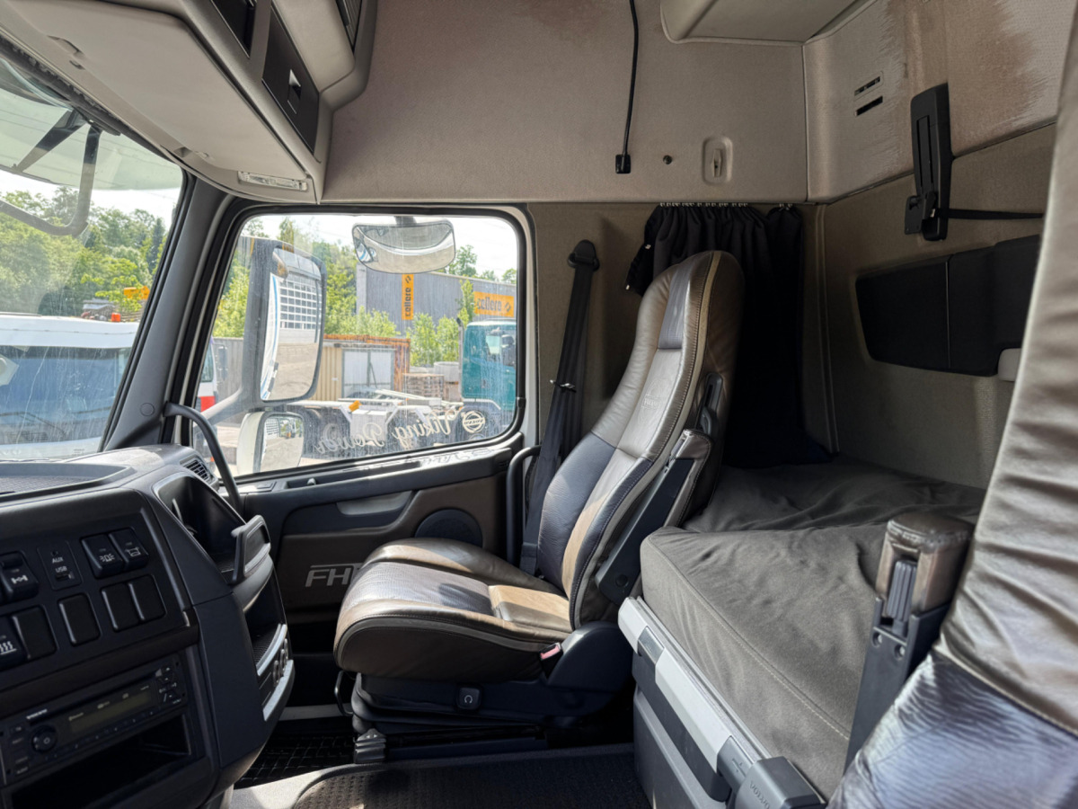 Tractor head VOLVO FH16-750 6x2: gambar 13