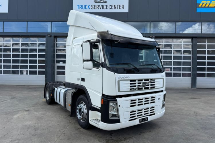 Volvo FM-390 4x2 - Tractor head: gambar 4 Volvo FM-390 4x2 - Tractor head: gambar 4