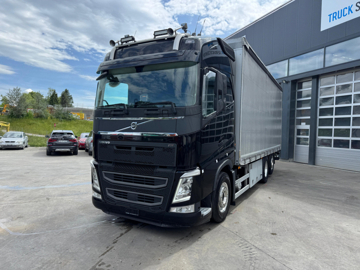 VOLVO FH-540 6x2 - Truk dengan terpal samping: gambar 1 VOLVO FH-540 6x2 - Truk dengan terpal samping: gambar 1