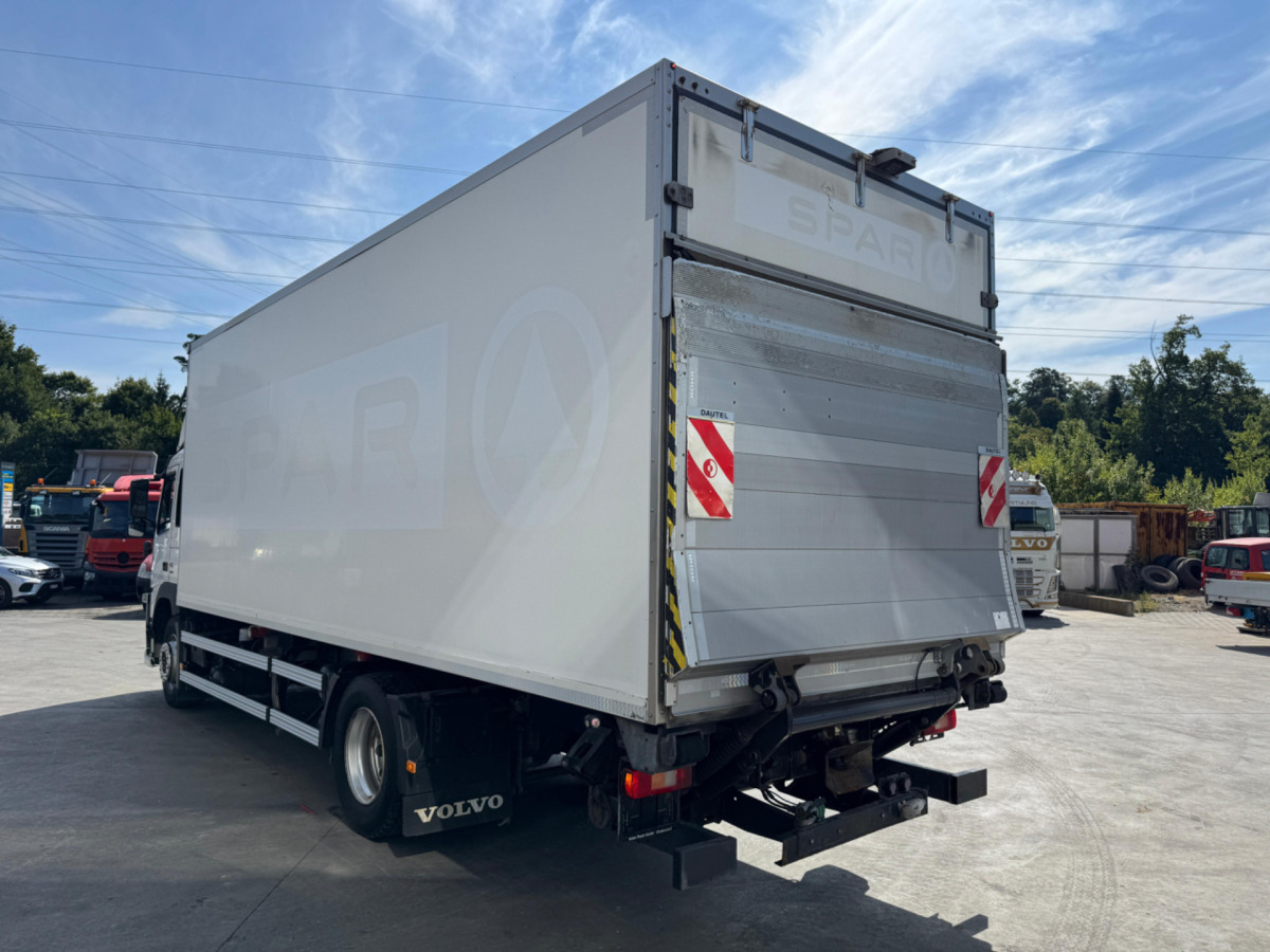 VOLVO FM-410 4x2 Carrier Supra 750 - Truk berpendingin: gambar 5 VOLVO FM-410 4x2 Carrier Supra 750 - Truk berpendingin: gambar 5