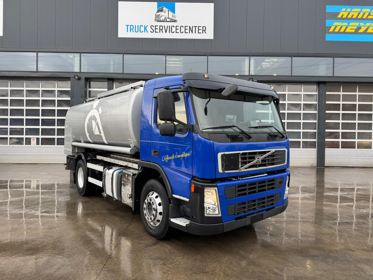 VOLVO FM-440 4x2 Tankwagen 13'500L - Truk tangki: gambar 3 VOLVO FM-440 4x2 Tankwagen 13'500L - Truk tangki: gambar 3